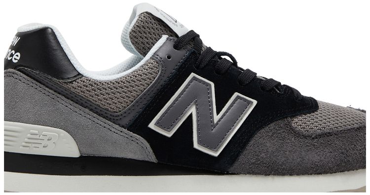 New Balance 574 Black Magnet
