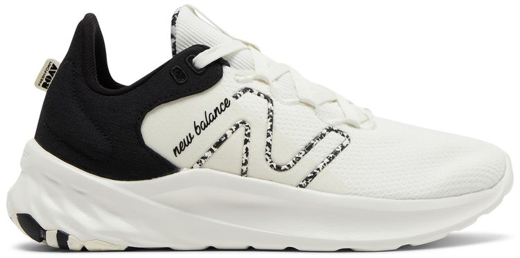 New Balance Wmns Fresh Foam Roav v2 Wide Sea Salt