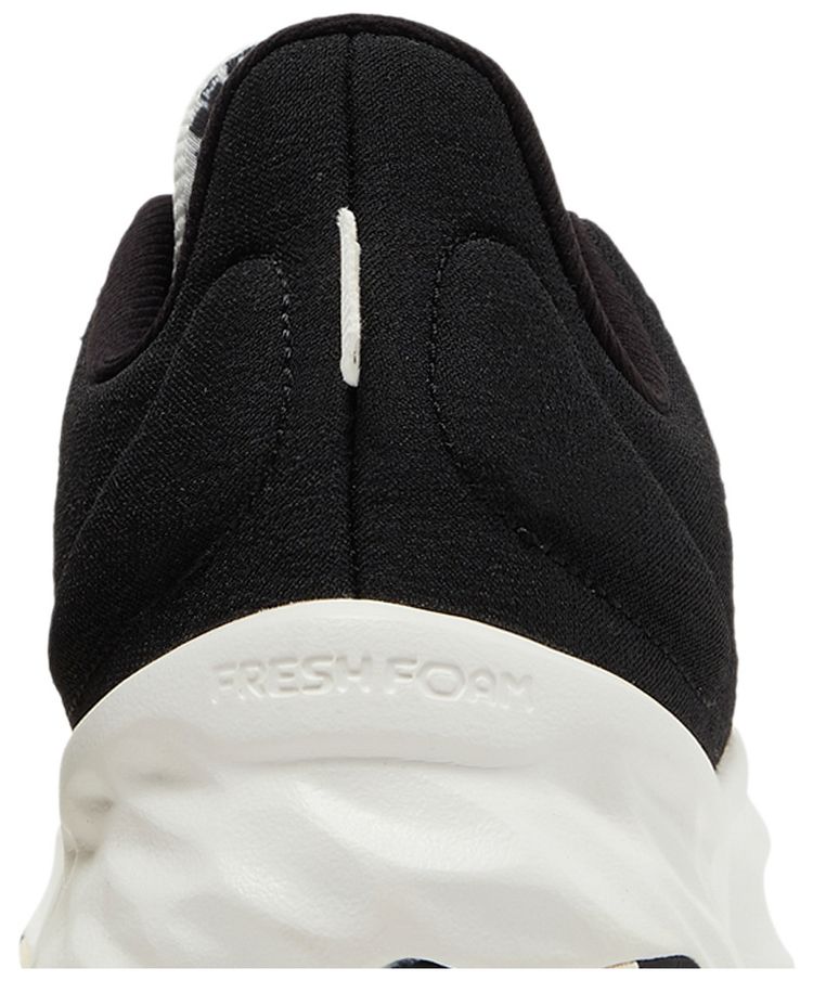 New Balance Wmns Fresh Foam Roav v2 Wide Sea Salt