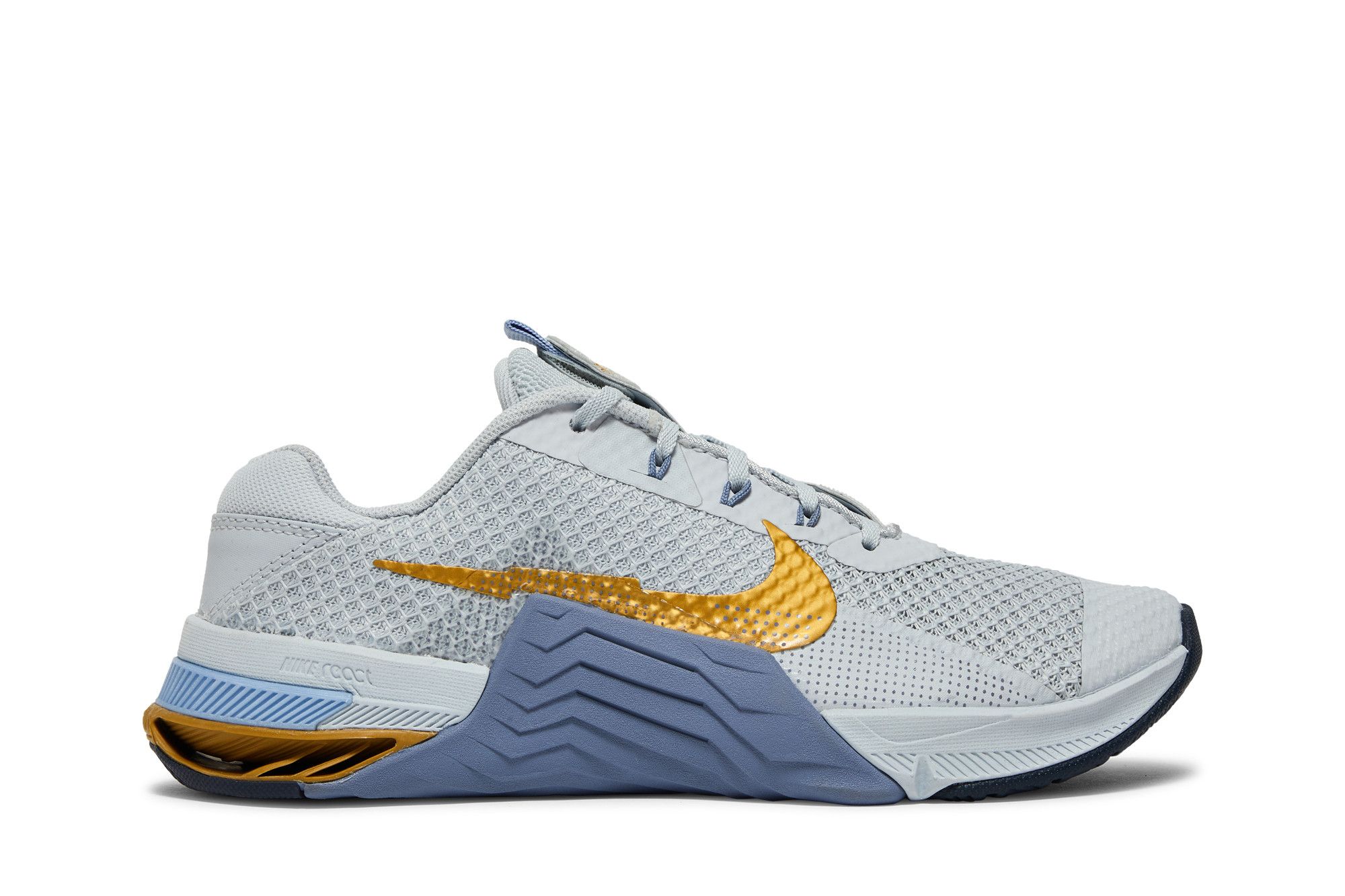 Wmns Metcon 7 Pure Platinum Metallic Gold Coin