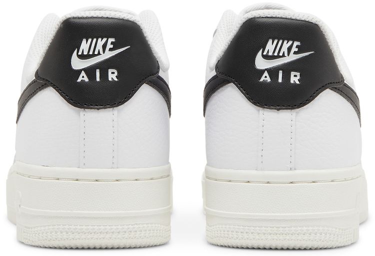 Nike Wmns Air Force 1 07 White Black