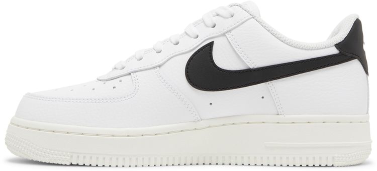 Nike Wmns Air Force 1 07 White Black