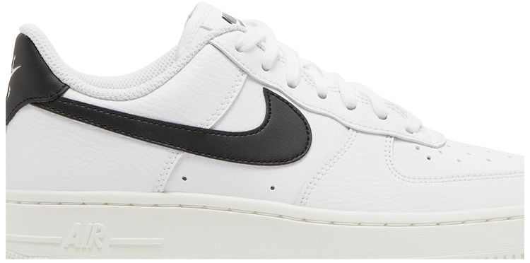 Nike Wmns Air Force 1 07 White Black