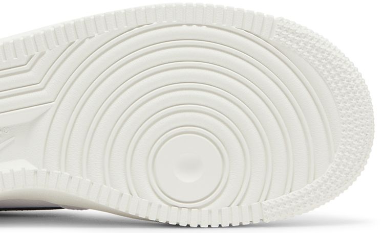 Nike Wmns Air Force 1 07 White Black