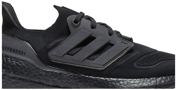 Adidas UltraBoost 22 Triple Black