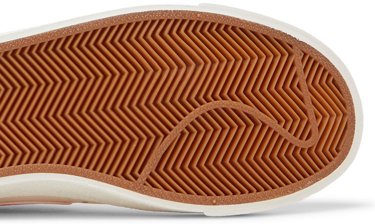 Nike Wmns Blazer Mid 77 Sail Total Orange