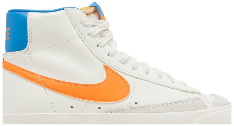 Nike Wmns Blazer Mid 77 Sail Total Orange