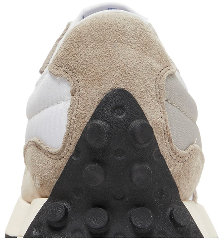 New Balance 327 Mushroom