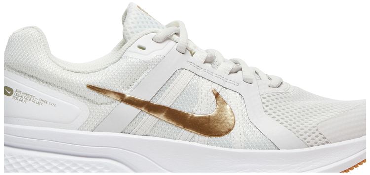 Wmns Run Swift 2 Platinum Metallic Gold