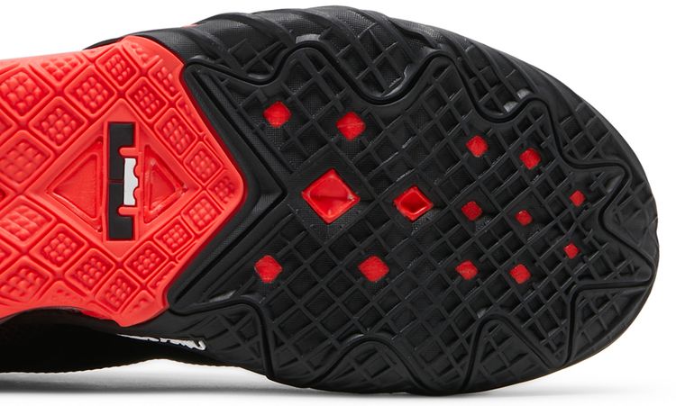 Nike LeBron 18 Low Heart of Lion