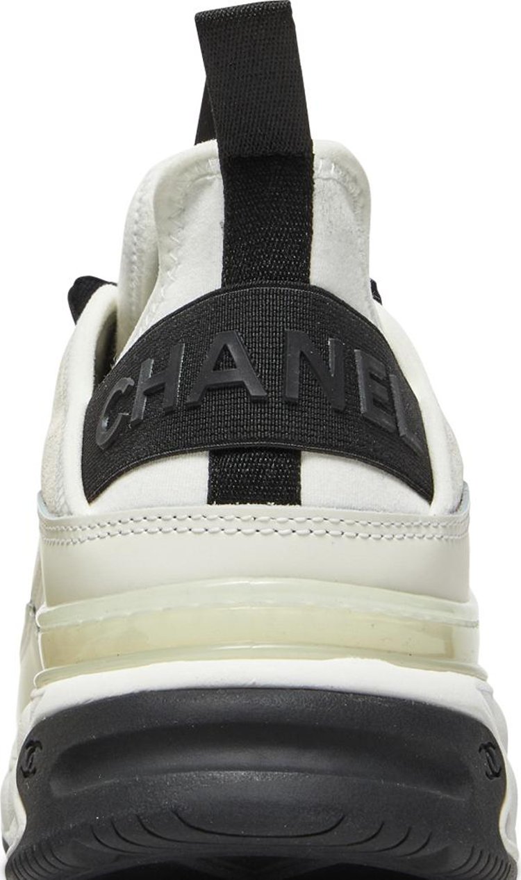 Chanel Wmns Velvet Calfskin  Mixed Fibers Sneaker Ivory