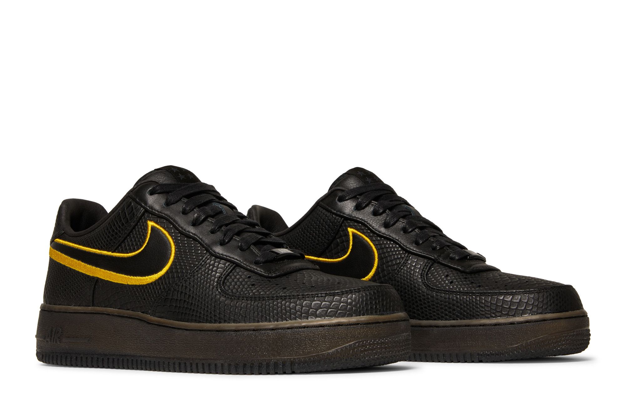Buy Air Force 1 Low Premium iD Black Mamba AQ9763 991 GOAT