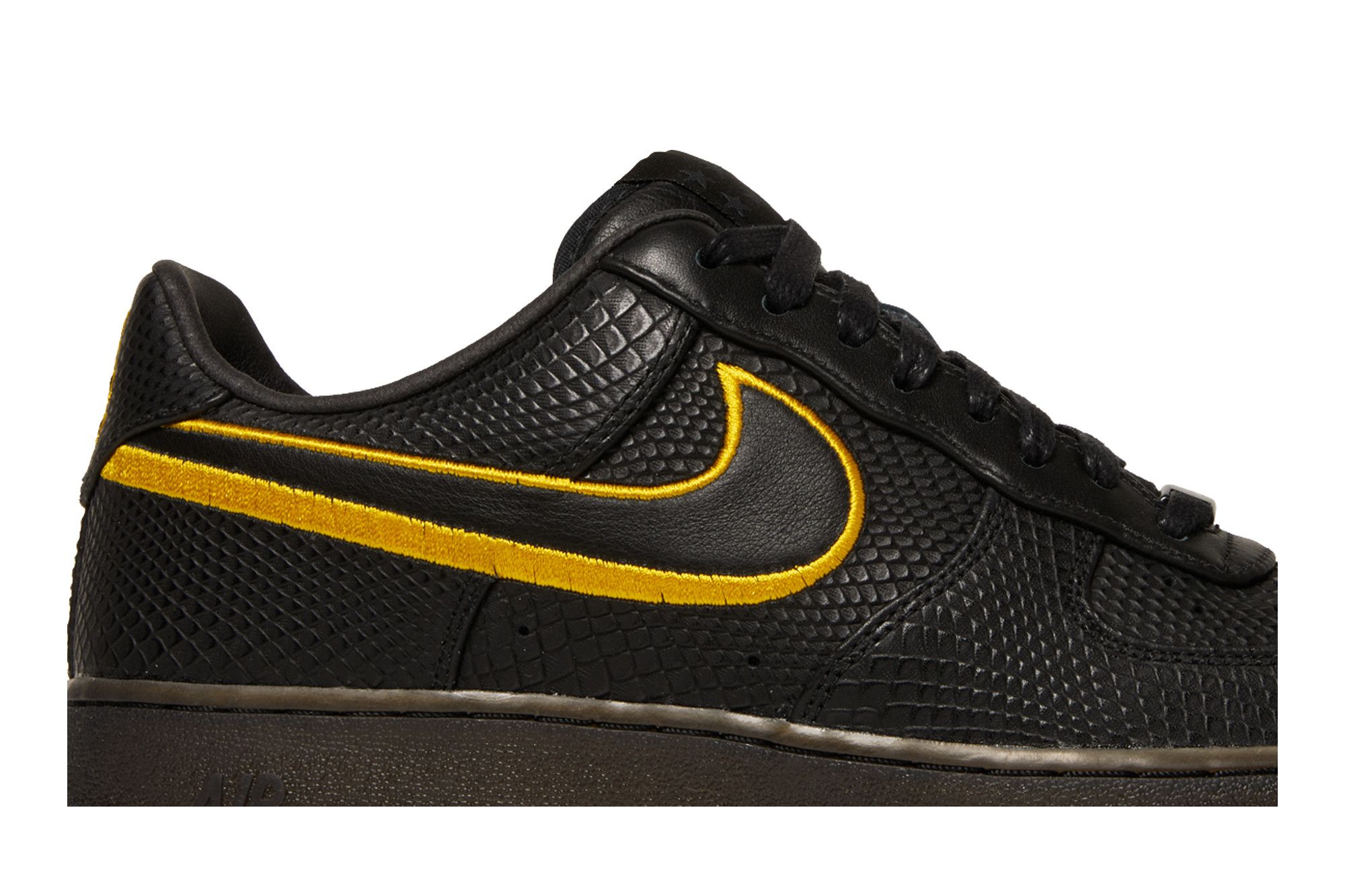 Nike air force 1 black mamba hot sale