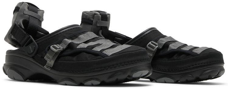 Crocs BEAMS x Classic All Terrain Military Clog Black
