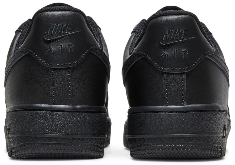 Nike Wmns Air Force 1 07 Triple Black