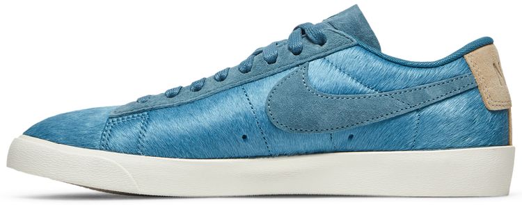 Nike Wmns Blazer Low LX Fashion Week
