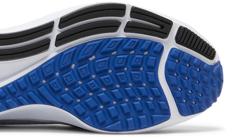 Nike Air Zoom Pegasus 38 Wolf Grey