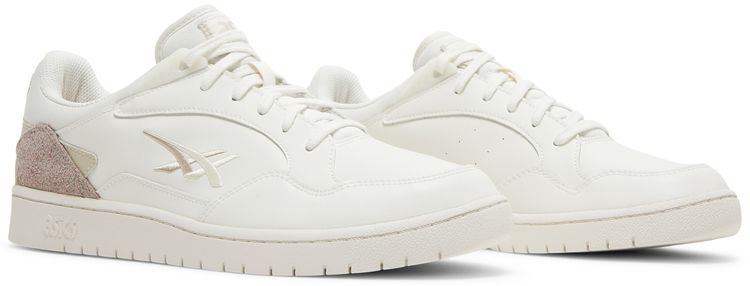 Asics Skycourt Earth Day