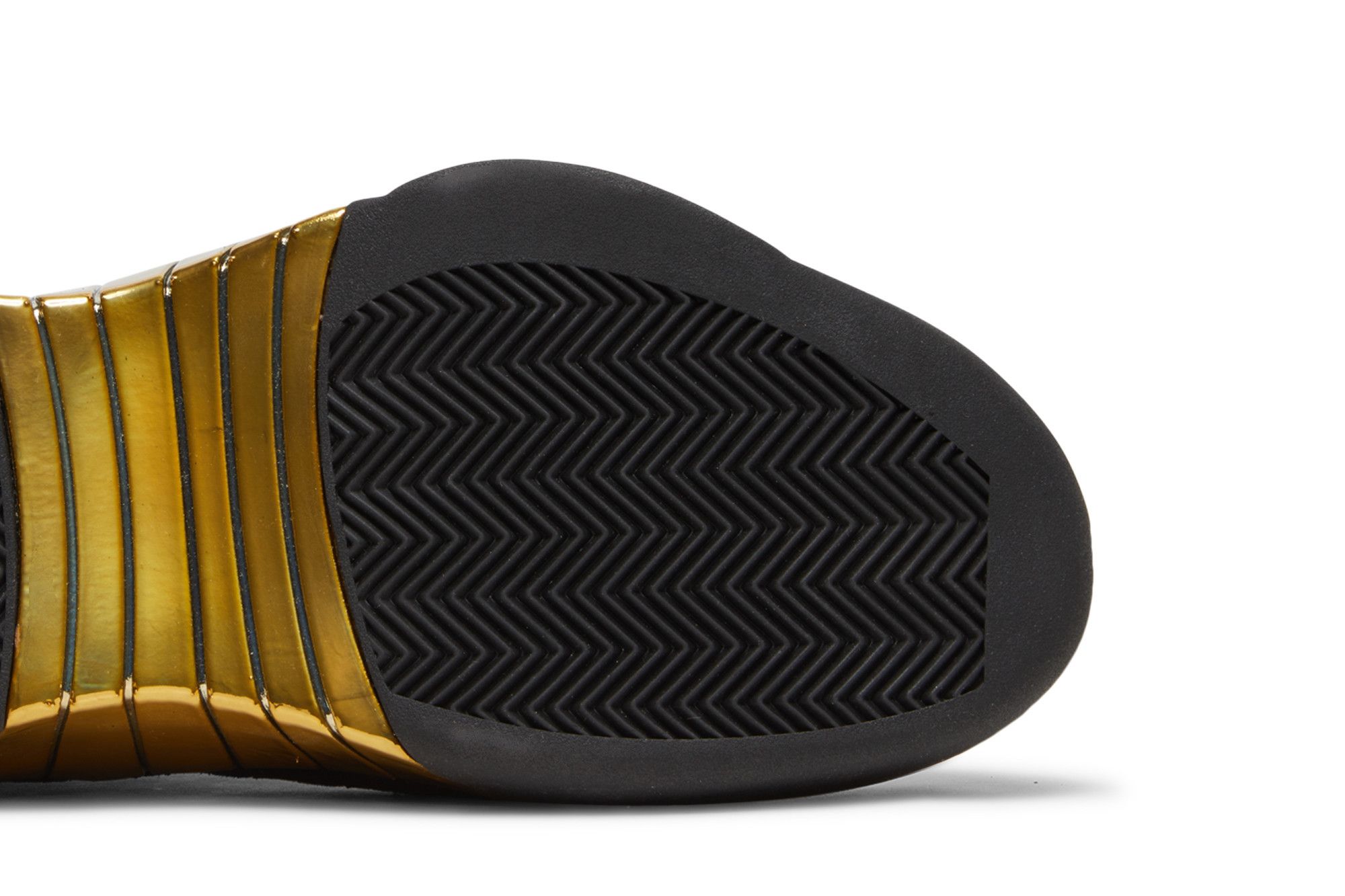 black and gold jordans 15