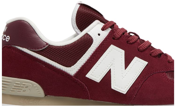 New Balance 574 Garnet