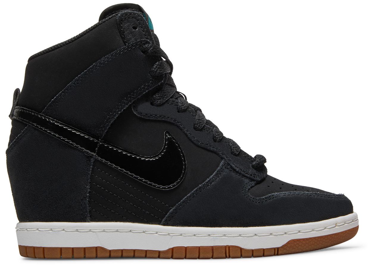 dunk sky hi essential
