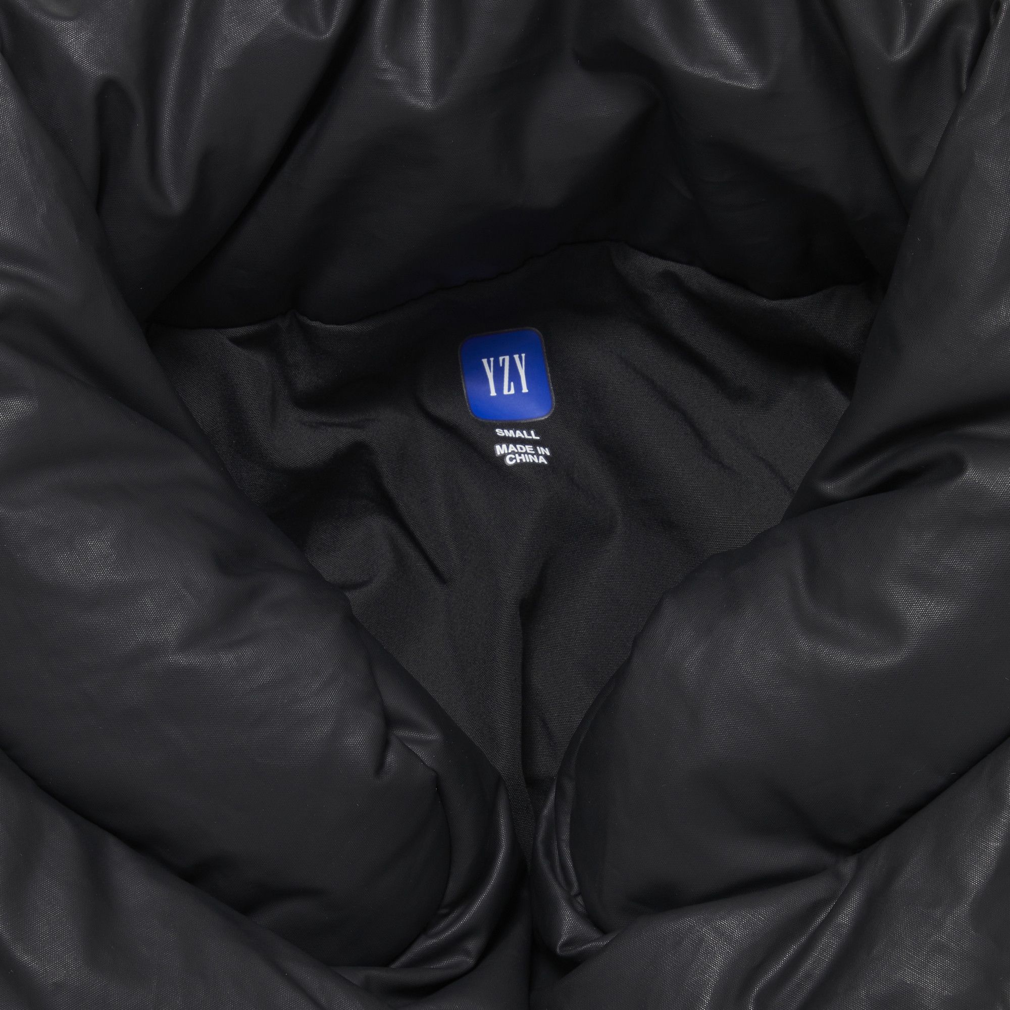 Size xxl Yeezy Gap Round Jacket Black