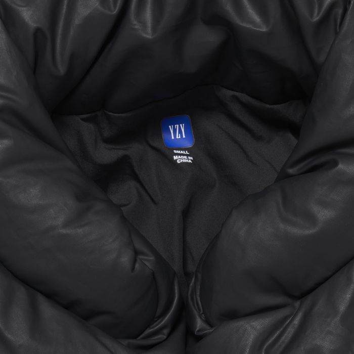 yeezy x gap jacket black