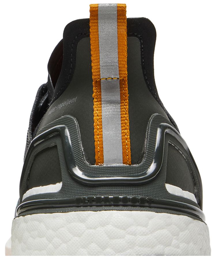 adidas UltraBoost WinterRdy Black Signal Orange