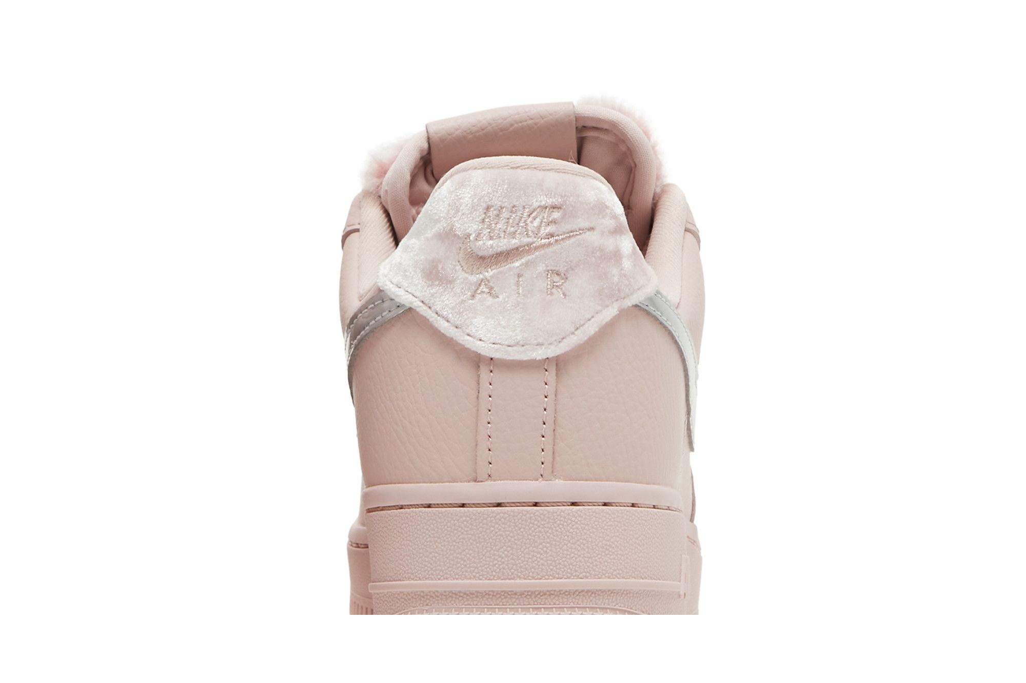 スニーカー Nike Air Force 1 Low Faux Sherpa Fur DO6724-601 Buy Wmns Air Force 1 '07 'Faux Sherpa Fur' - DO6724 601 | GOAT