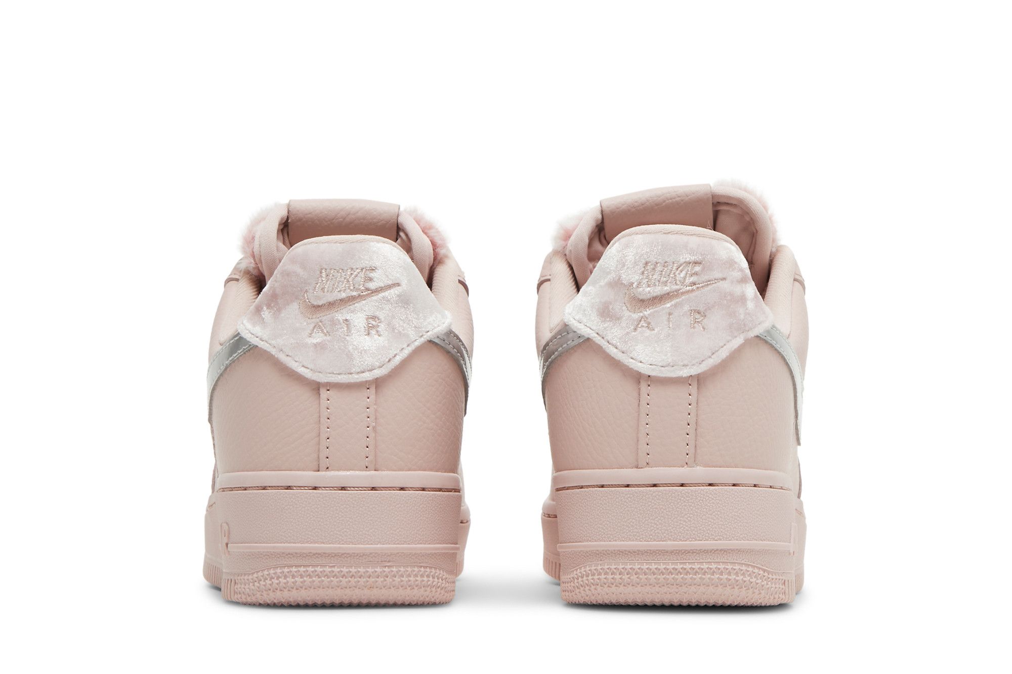Achetez des Wmns Air Force 1 07 Faux Sherpa Fur DO6724 601 GOAT FR