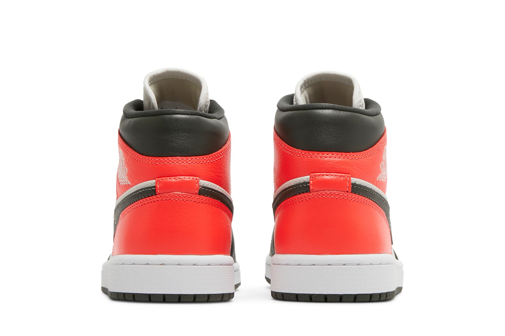 Buy Wmns Air Jordan 1 Mid SE 'Newsprint' - DQ6078 100 | GOAT