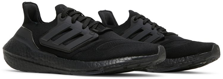 Adidas Wmns UltraBoost 22 Triple Black