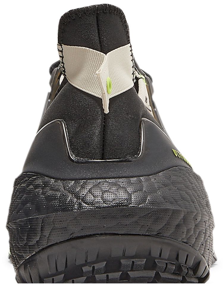 Adidas UltraBoost 22 ColdRDY Black Solar Yellow