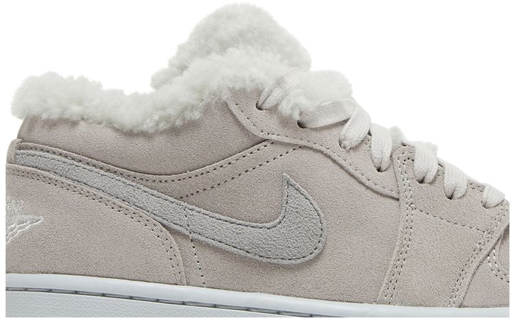 Wmns Air Jordan 1 Low SE Sherpa Fleece