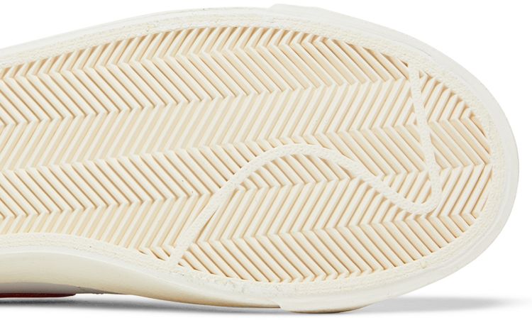 Nike Blazer Low 77 Vintage White Team Orange