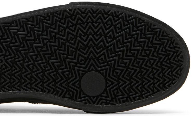 Chron 2 Canvas SB Triple Black