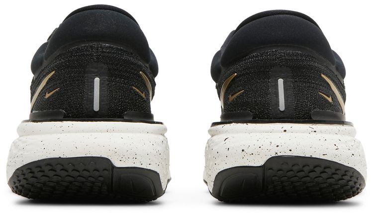 Nike Wmns ZoomX Invincible Run Flyknit Black Metallic Gold