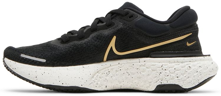 Nike Wmns ZoomX Invincible Run Flyknit Black Metallic Gold