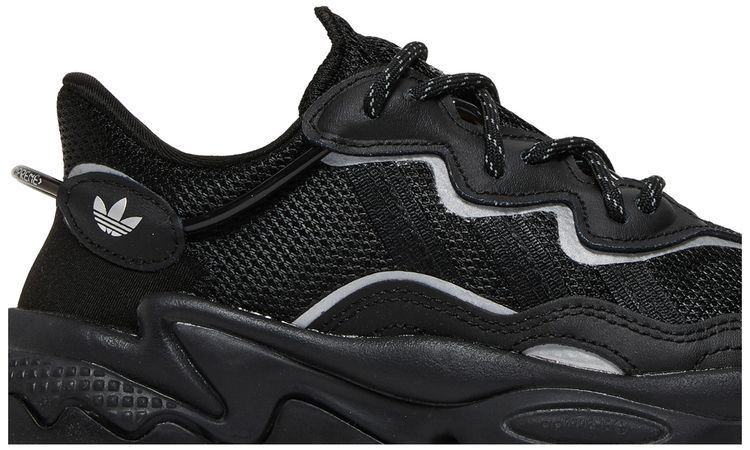 Adidas Wmns Ozweego Black Reflective