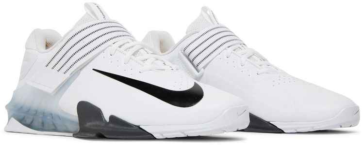 Savaleos White Black
