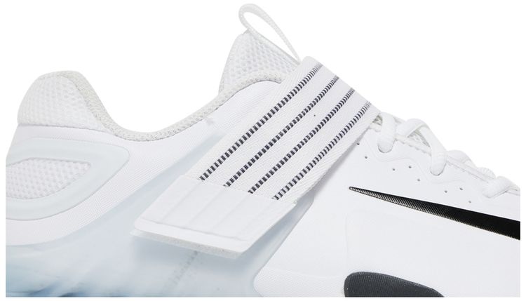Savaleos White Black