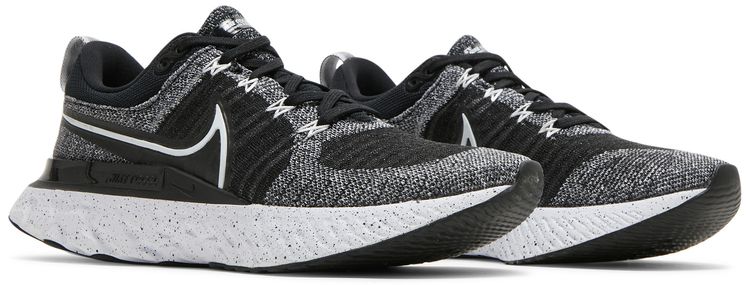 Nike Wmns React Infinity Run Flyknit 2 White Black
