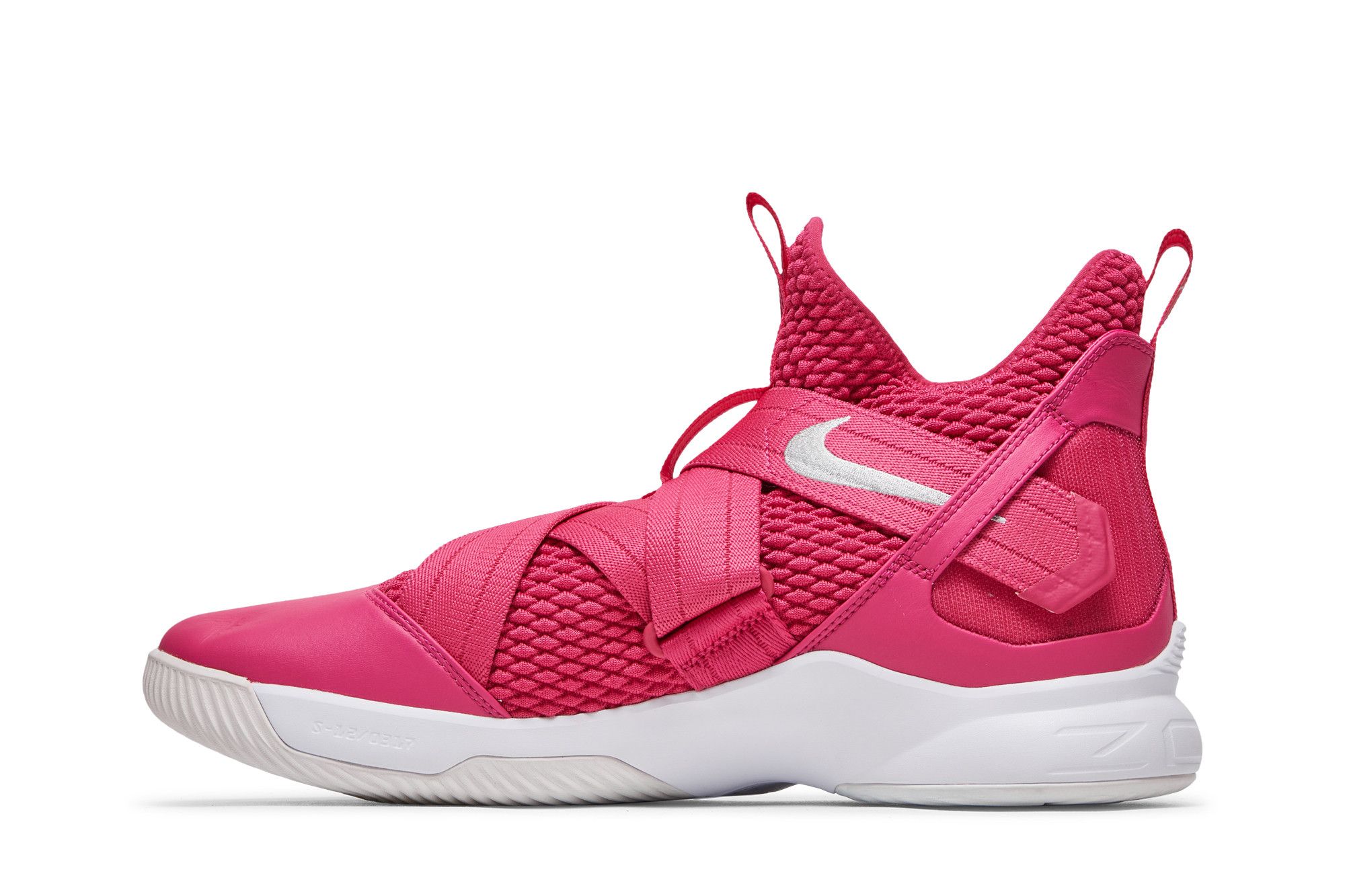 Size 9.5 LeBron Soldier 12 TB Breast Cancer Awareness