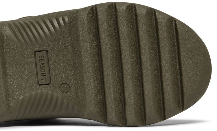 Yeezy Wmns Season 7 Desert Boot Wakame