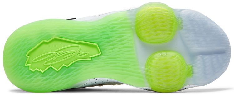 Nike LeBron 17 GS Air Command Force