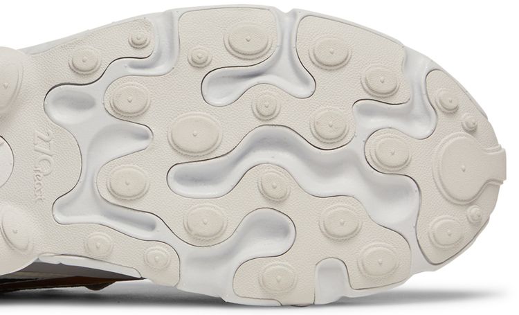 Nike Wmns Air Max 270 React Metallic Gold Swoosh