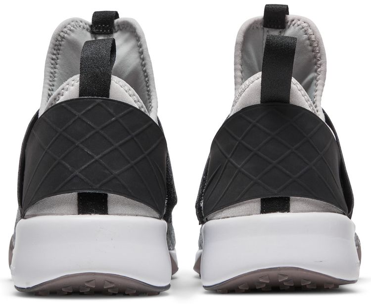 Nike Wmns Air Zoom Strong White Black