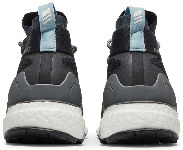 Wmns Terrex Free Hiker Carbon