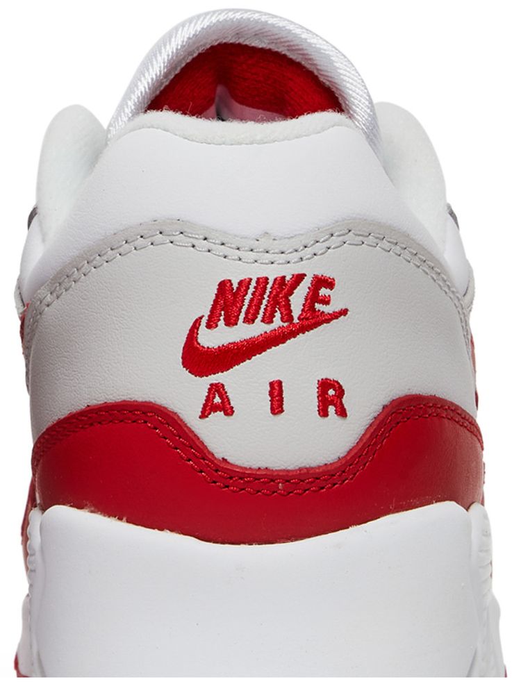Wmns Air Max 901 White University Red