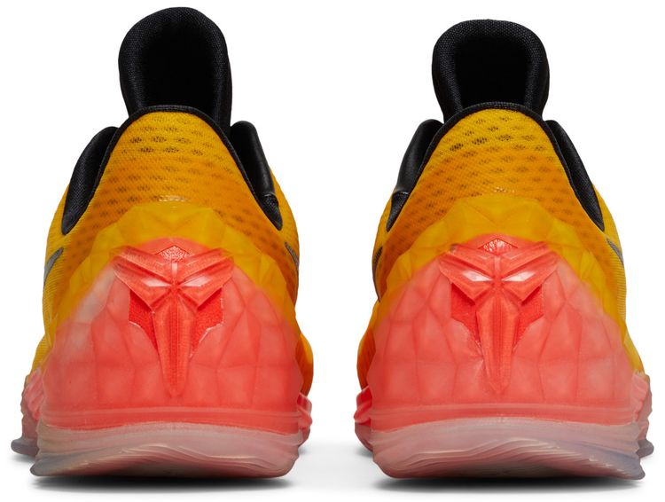 Zoom Kobe Venomenon 5 University Gold